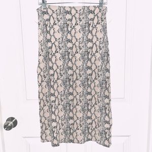 American Eagle size medium pink and black snake-skin pattern midi skirt